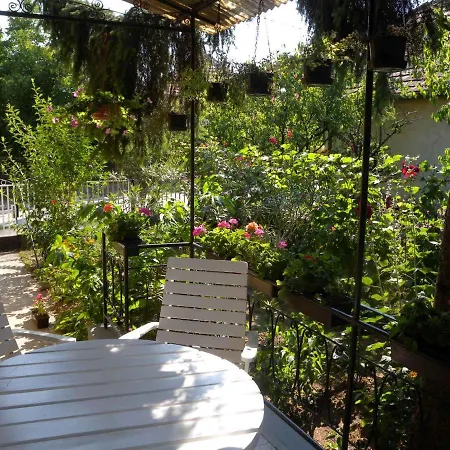 Holiday Home In Siofok/Balaton 19647 * שיופוק
